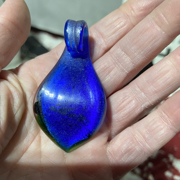 Art Glass Pendant.  Blue, Green, Black, Silverr Tone and Copper Tone - Picture 2 of 5
